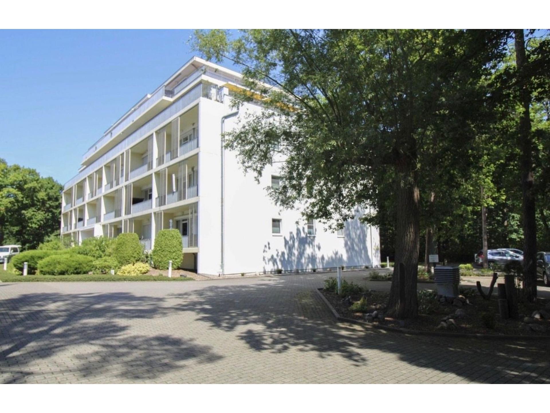 Hausansicht vom Parkplatz